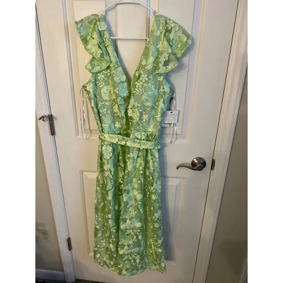 Women's Mesh A line dress - Picture 3 of 6